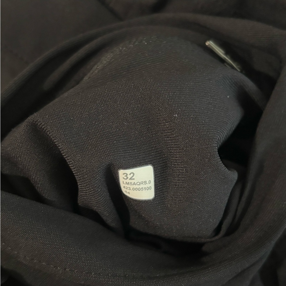 lululemon athletica Black ABC Classic-Fit 5 Pocket Pant - Picture 11 of 11